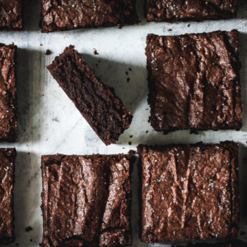 square brownies with one brownie side-up
